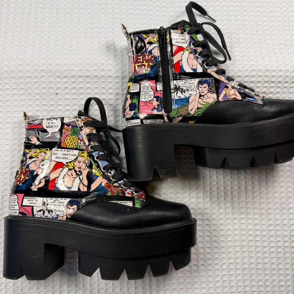 Bumper Women Comic Book Pop Art Platform Boots Black Lug Sole Ankle Booties 6